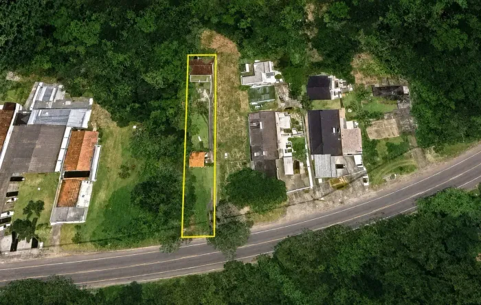 Imóvel para venda tem 673 metros quadrados em Jurerê - Florianópolis - SC
