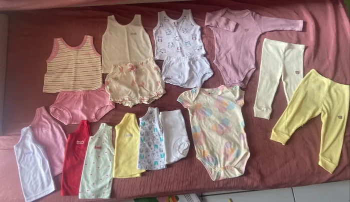 Lote de 17 roupas bebê menina - veste M/G