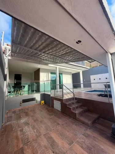 Alugo casa em condomínio fechado