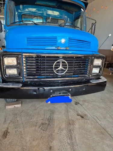 Vendo caminhão Mercedes benz L 1313