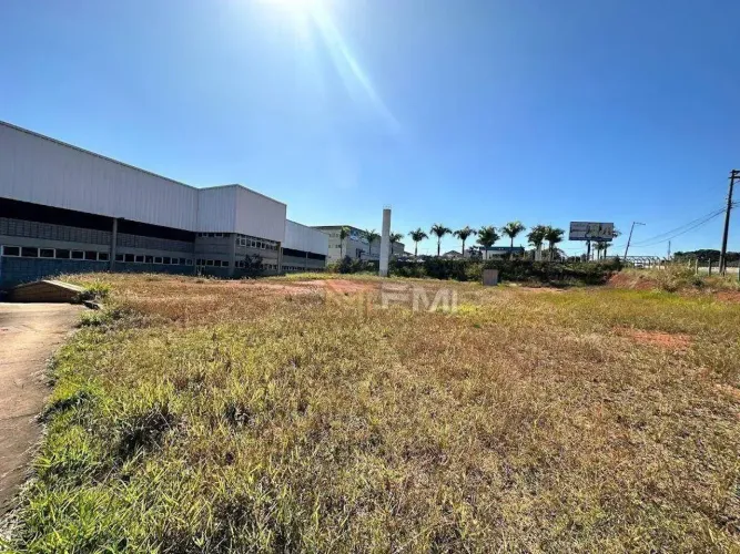 Galpão, 5000 m² - venda por R$ 30.000.000,00 ou aluguel por R$ 110.000,00/mês - Aterrado -