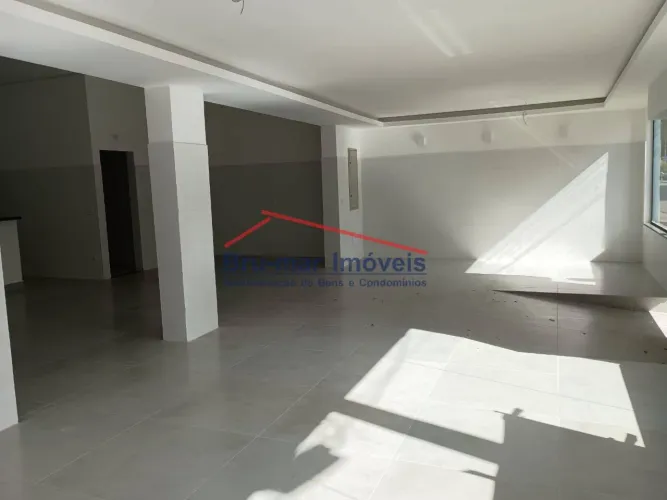 Loja reformada no bairro Aparecida, bom investimento, 130m²