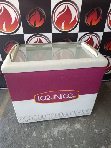 Freezer horizontal 2 portas expositora 232 litros 220 volts marca METALFRIO