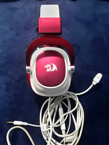 Headset Gamer Redragon Hero H530-R ? Branco/Vermelho