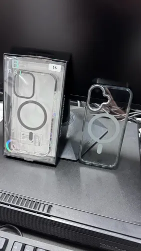 CAPA/CASE IPhone 16