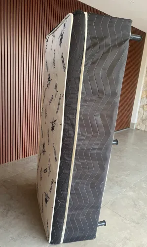 Cama box de solteiro 