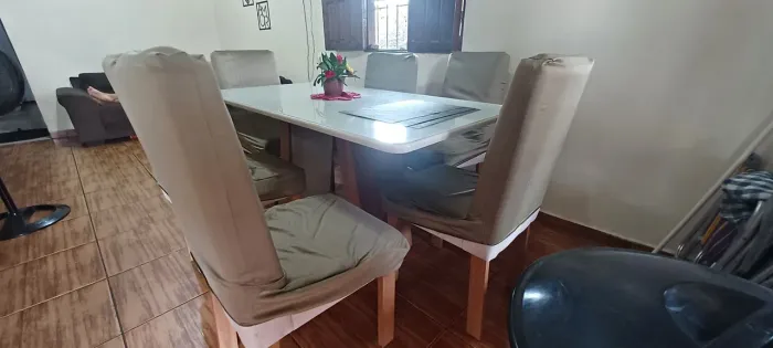 Mesa de jantar 6 lugares 