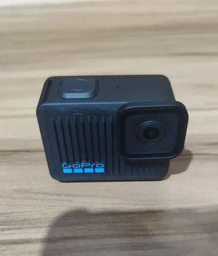 GoPro Hero - Câmera de Ação Compacta 4K Ultra HD à Prova d'Água