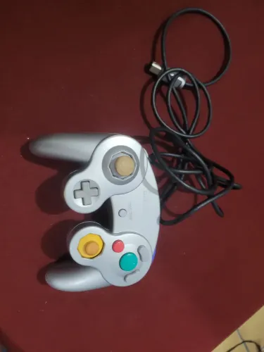 Controle original de gamecube prata