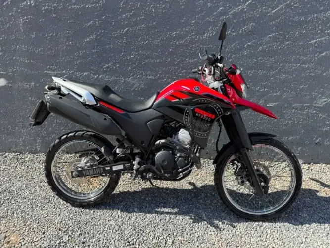 Yamaha XTZ250 Lander ABS 2023 c/apenas 15.000km
