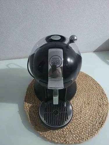 CAFETEIRA DOLCE GUSTO