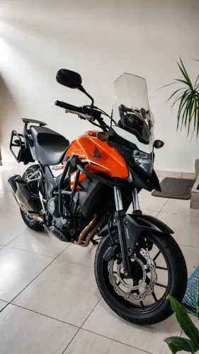 CB500x 2019 com apenas 27.800km. Super conservada e linda!