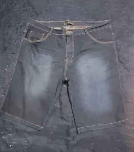 Vendo o kit de 3 bermudas jeans masculino