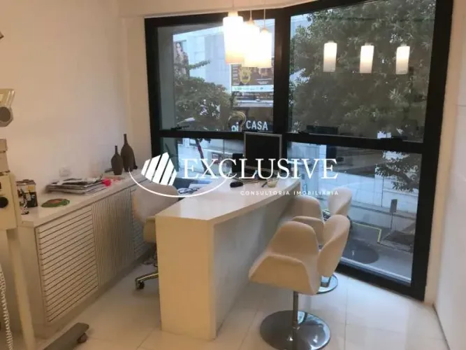 Sala : / Comercial / Leblon
