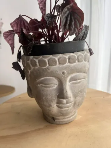 Vaso de planta ceramica em formato de buda