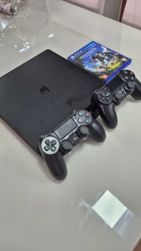 Ps4 slim completo 2 controles
