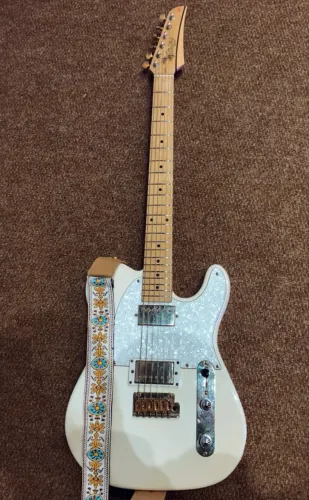 Guitarra Seizi Katana Kabuto