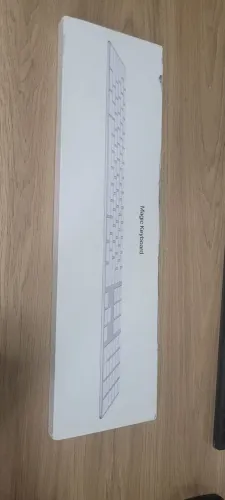 Teclado Apple A1843 numérico wireless
