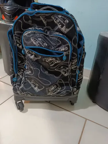 Mochila de Rodinhas Kipling Original 