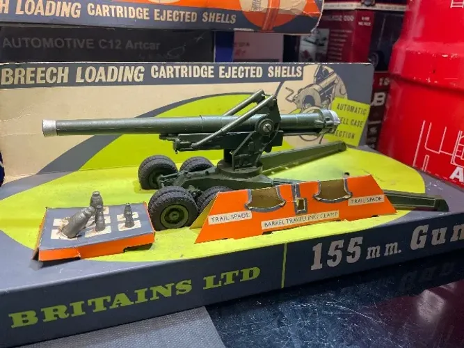 Brinquedo vintage p/ colecionador anos 50/60 canhão de artilharia em miniatura