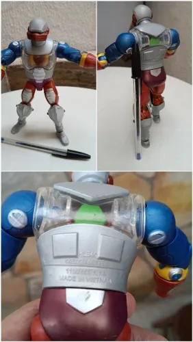Boneco super herói Matel