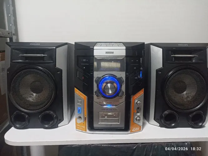 Som Philips FWM-592