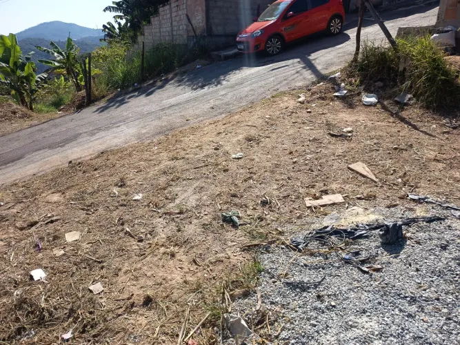 OPORTUNIDADE,VENDO UM ÓTIMO LOTE EM SABARÁ,3 MINUTOS DO PONTO DE ÔNIBUS, ESCOLA E PADARIA.