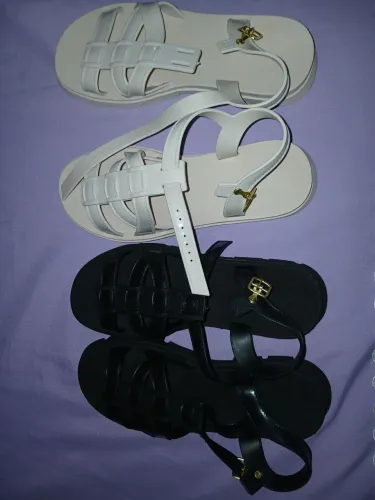 Sandalias