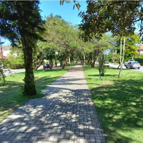 Lote/Terreno para venda possui 450 metros quadrados em Jardim Petrópolis - Maceió - AL