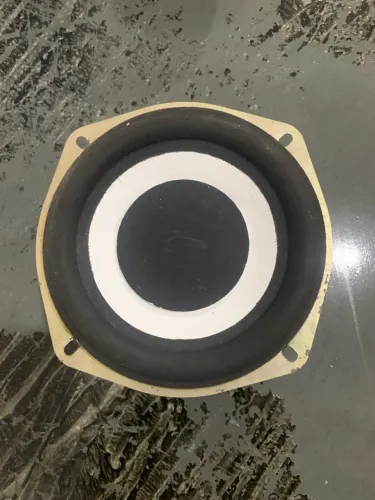 Alto falante (subwoofer) 5,5? (14cm) 4 ohms/50 watts