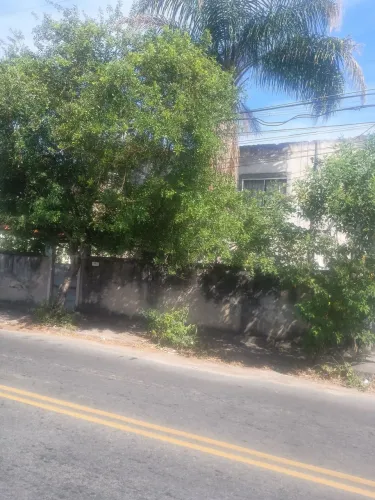 CASA ENFRENTE A IGREJA BATISTA