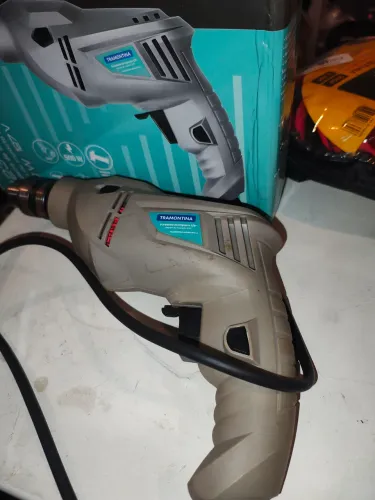 Furadeira de Impacto Tramontina 500W 127V (Na Caixa) - Perfeito Estado