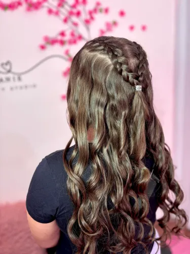 Maquiagem e penteado 