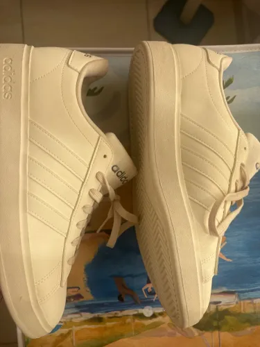 ADIDAS TÊNIS BRANCO