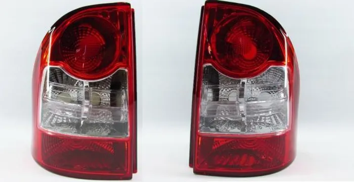 Par Lanterna Fiat Strada Treking 2009 2010 2011 2012 2013