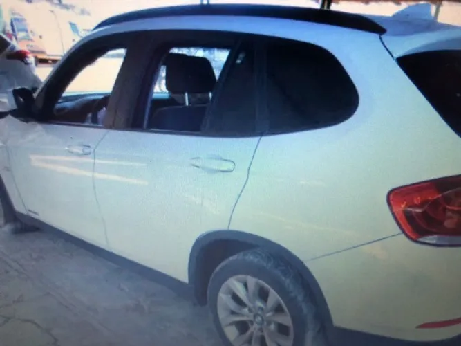 Sucata BMW X1 2013 Para Peças