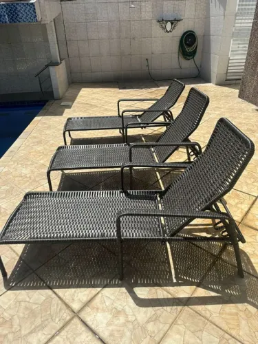 Espreguiçadeira retrátil 