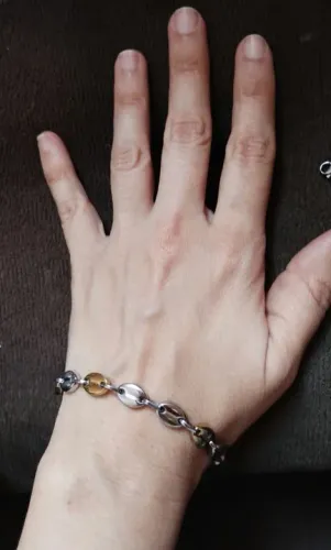 Pulseira de aço, prateado e dourado! pouco uso, não escurece