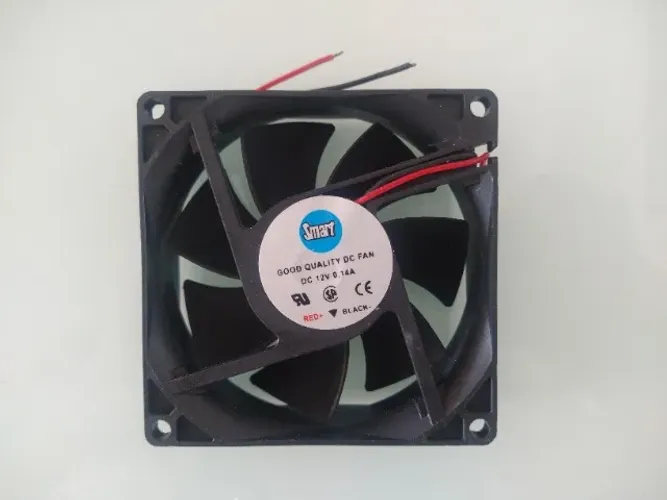 lote com fontes usb, cabos e ventoinha - favor ler anúncio