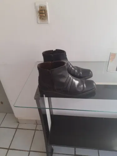 Bota couro legítimo imperdível 