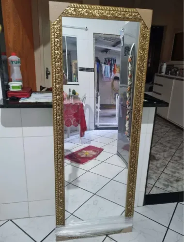 Espelho de Parede com Moldura Dourada novos