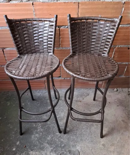 Banquetas novas cada 