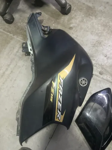 Carenagem Lateral Yamaha Fazer FZ15