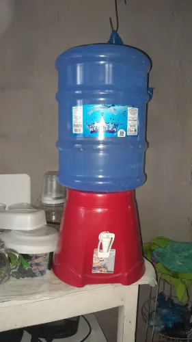 suporte para galão de água, 20 litros.