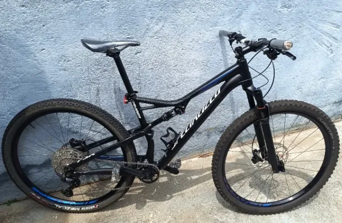 Mountain Bike Specialized Camber - Full