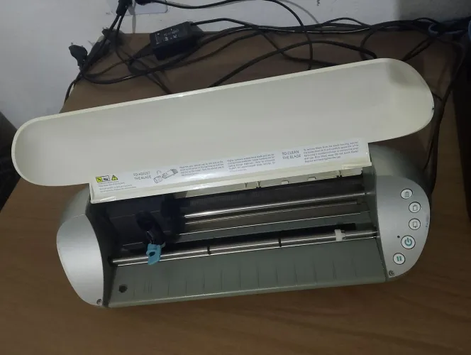 Máquina de corte silhoouete portátil