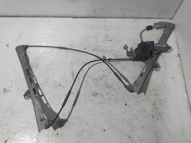 Máquina de vidro dianteiro direito Peugeot 206 2006