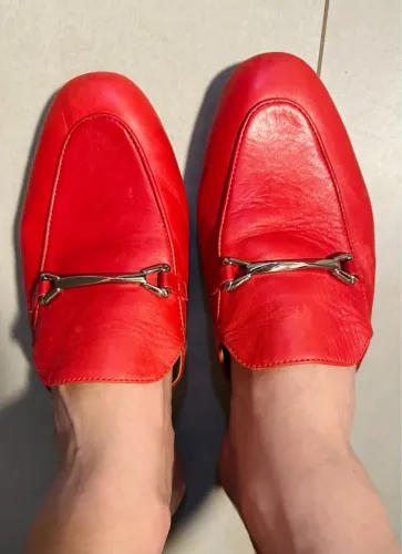 Mule Arezzo vermelho couro 