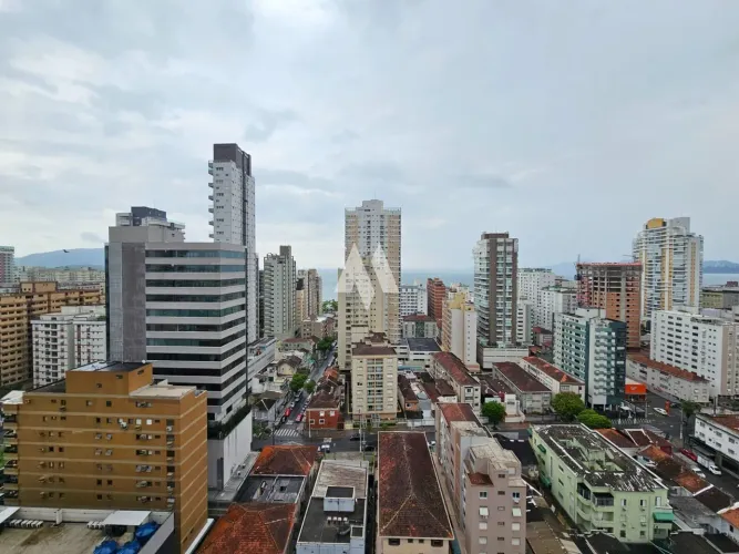 Apartamento à venda com 3 Dormitórios e Vista para o Mar no Embaré em Santos/SP