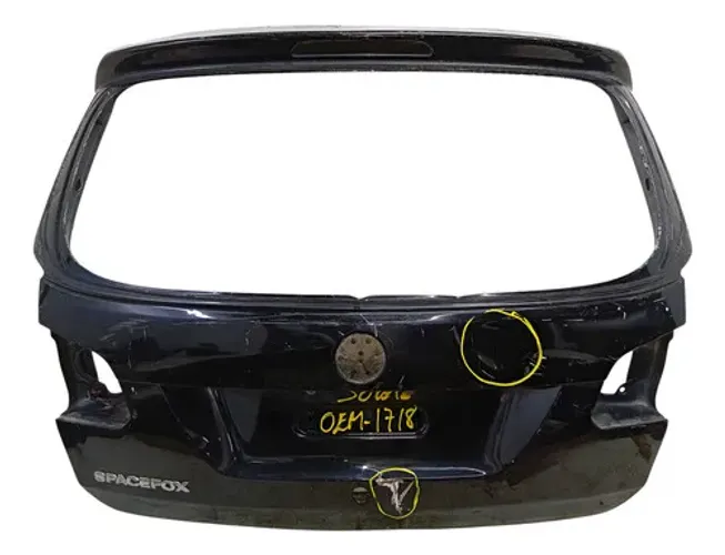Tampa Traseira Spacefox 2011 2012 A 2014 C/detalhe